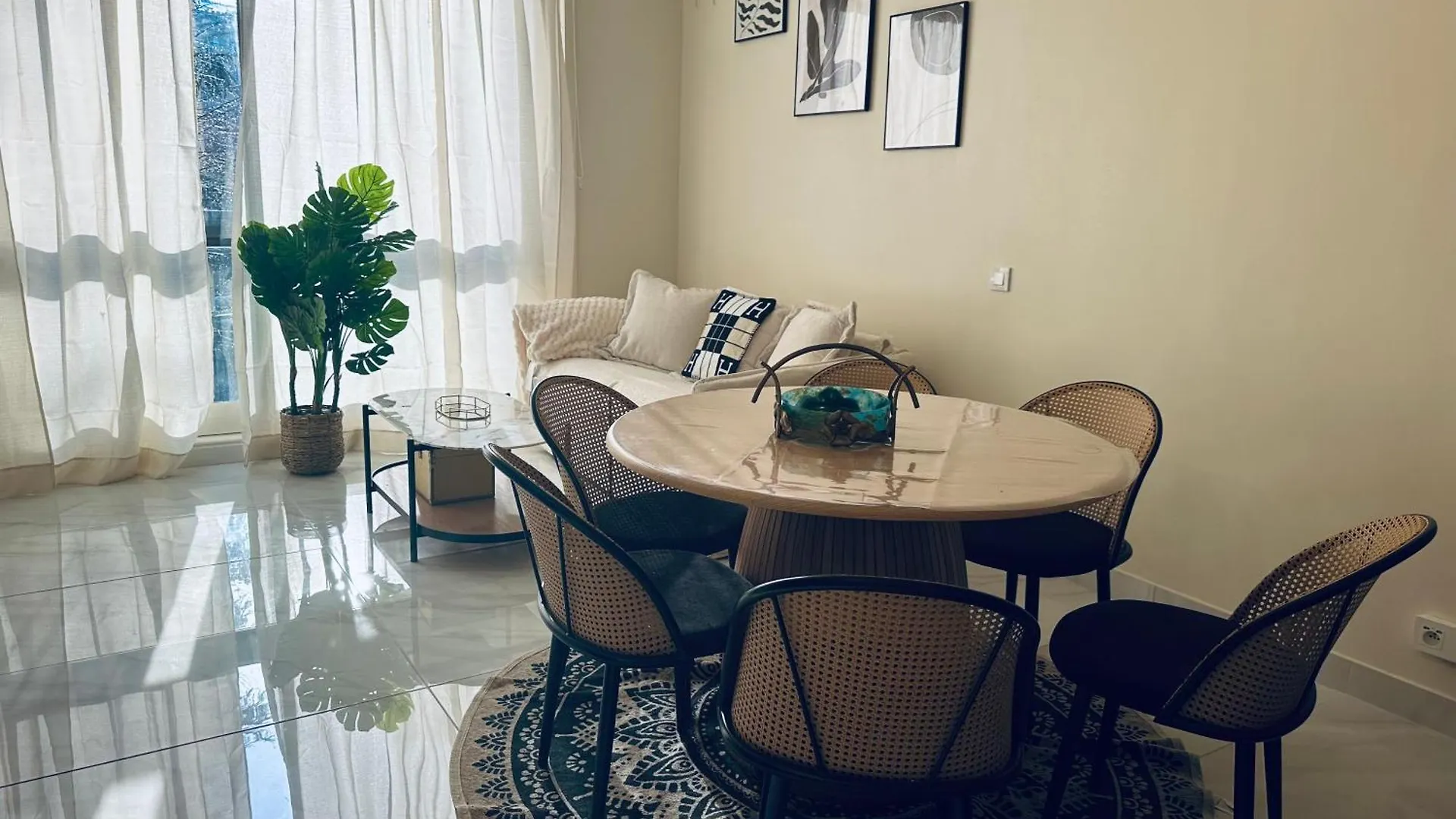 Apartment Arc De Triomphe-carnot Luxury & Design *